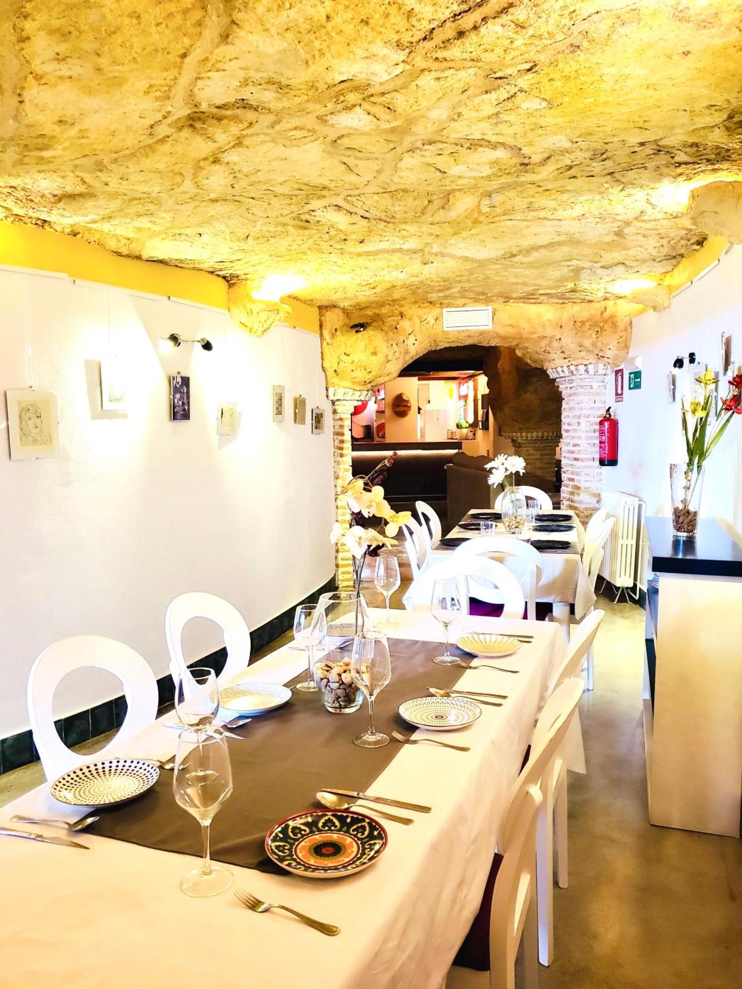 Casas de Fernando Alonso Casa Rural Cueva El Nido מראה חיצוני תמונה
