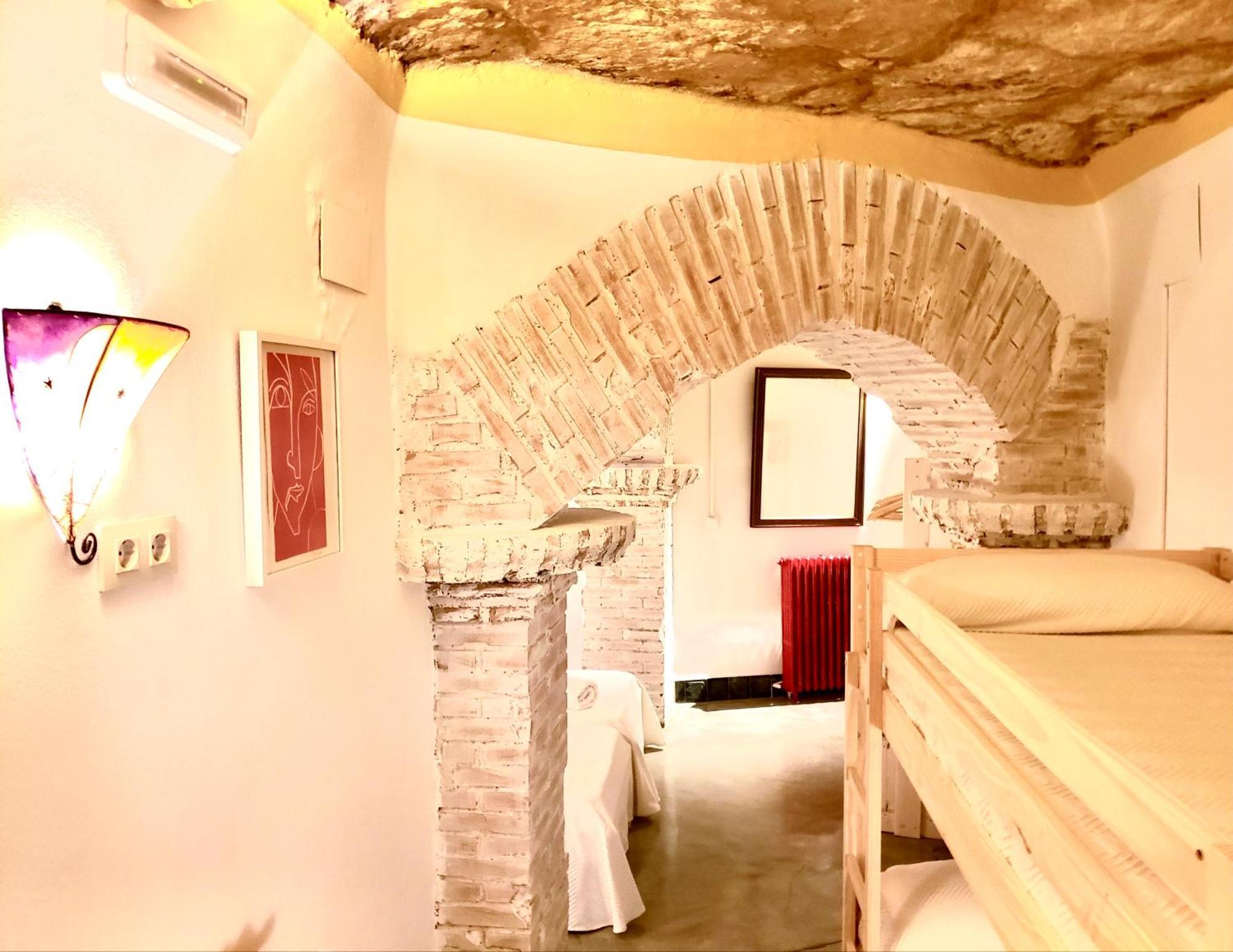 Casas de Fernando Alonso Casa Rural Cueva El Nido מראה חיצוני תמונה